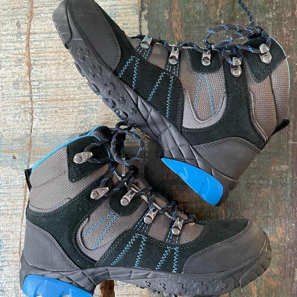 NWT! Mountain Warehouse Edinburgh Vibram Waterproof Boots (size 4, UK 34) - Picture 13 of 16